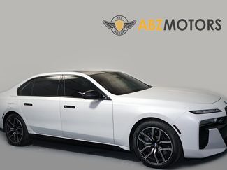 Used 2023 BMW 760i xDrive 760i xDrive w/ Executive Package video 1