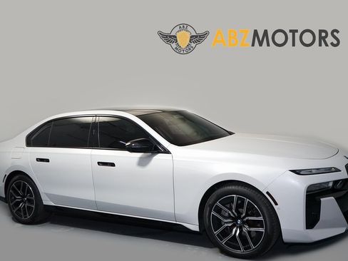 Used 2023 BMW 760i xDrive 760i xDrive w/ Executive Package image 1