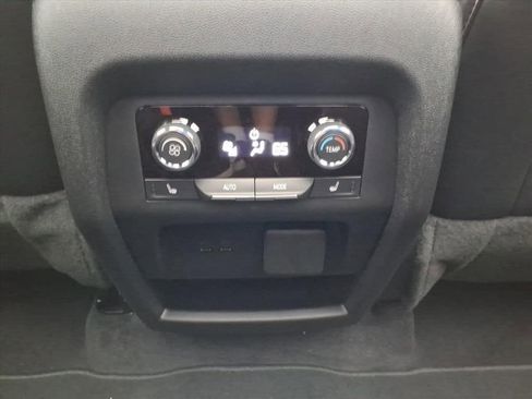 New 2026 Chevrolet Traverse RS FWD image 19