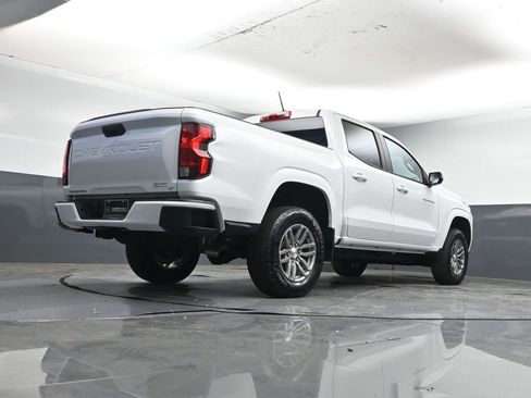 Used 2024 Chevrolet Colorado LT image 28
