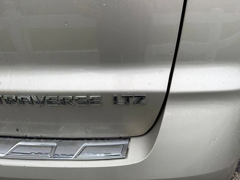 Used 2014 Chevrolet Traverse LTZ FWD image 5