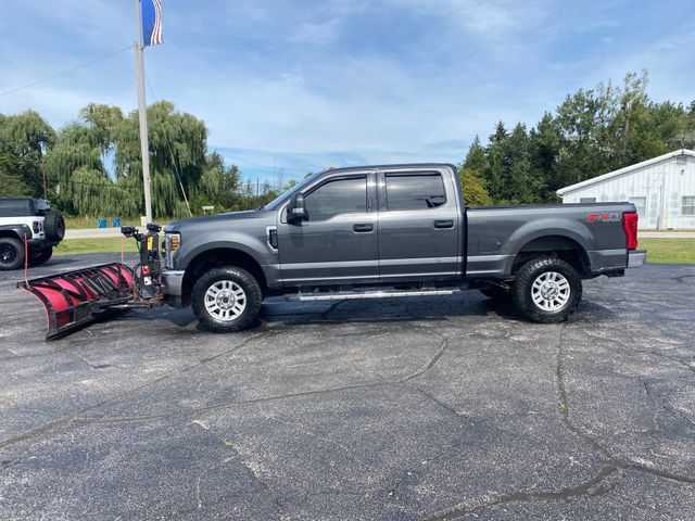 Used 2019 Ford F250 XLT w/ XLT Value Package AWD/4WD image 3