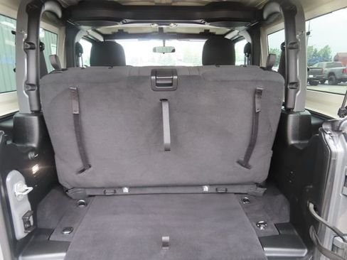 Used 2020 Jeep Wrangler Sport AWD/4WD image 23