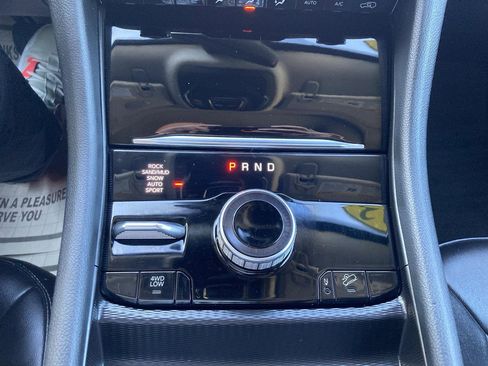 Used 2023 Jeep Grand Cherokee 4WD 4xe image 22