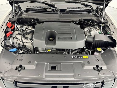 New 2026 Land Rover Defender 110 X AWD/4WD image 32