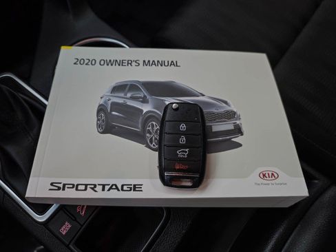 Used 2020 Kia Sportage LX AWD/4WD image 37