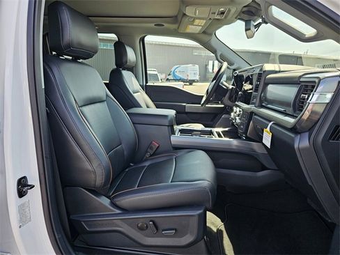 New 2025 Ford F350 Lariat w/ Lariat Ultimate Package image 15