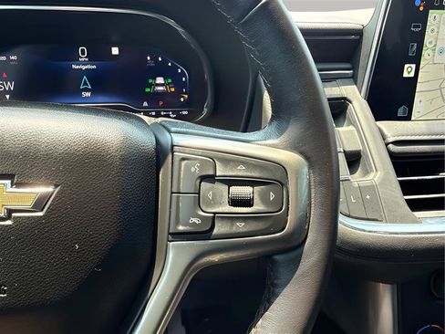 Used 2022 Chevrolet Suburban LT w/ LT Signature Package RWD image 51