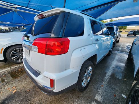 Used 2016 GMC Terrain SLT FWD image 3