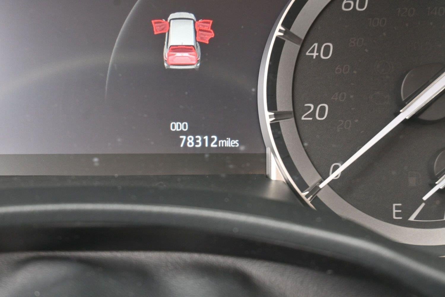 Used 2022 Toyota Highlander XLE FWD image 20