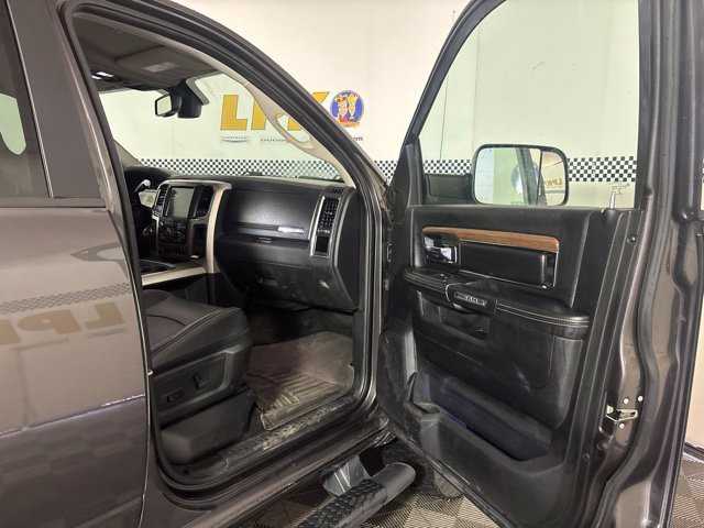 Used 2017 RAM 2500 Laramie w/ Sport Appearance Group AWD/4WD image 13