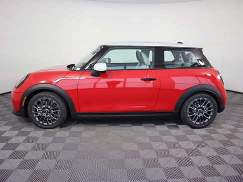 Used 2025 MINI Cooper S image 8