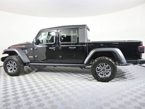New 2026 Jeep Gladiator Mojave w/ Technology Group AWD/4WD image 3