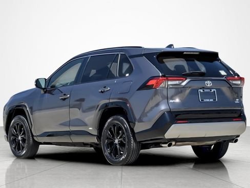 Certified 2025 Toyota RAV4 SE w/ Convenience Package AWD/4WD image 3