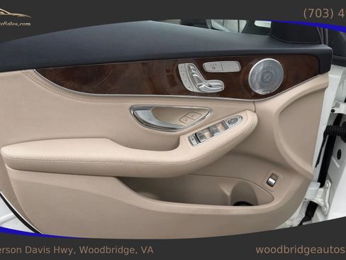 Used 2016 Mercedes-Benz C 300 4MATIC Sedan image 10