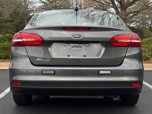 Used 2018 Ford Focus S image 8