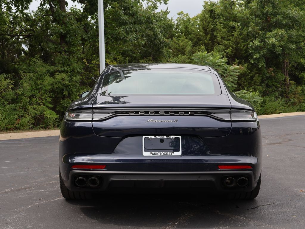 Certified 2023 Porsche Panamera 4 Platinum Edition AWD/4WD image 7