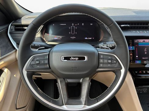 New 2026 Jeep Grand Cherokee L Limited image 21