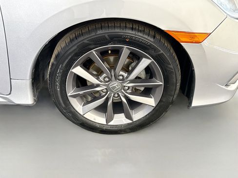 Used 2019 Honda Civic EX image 32