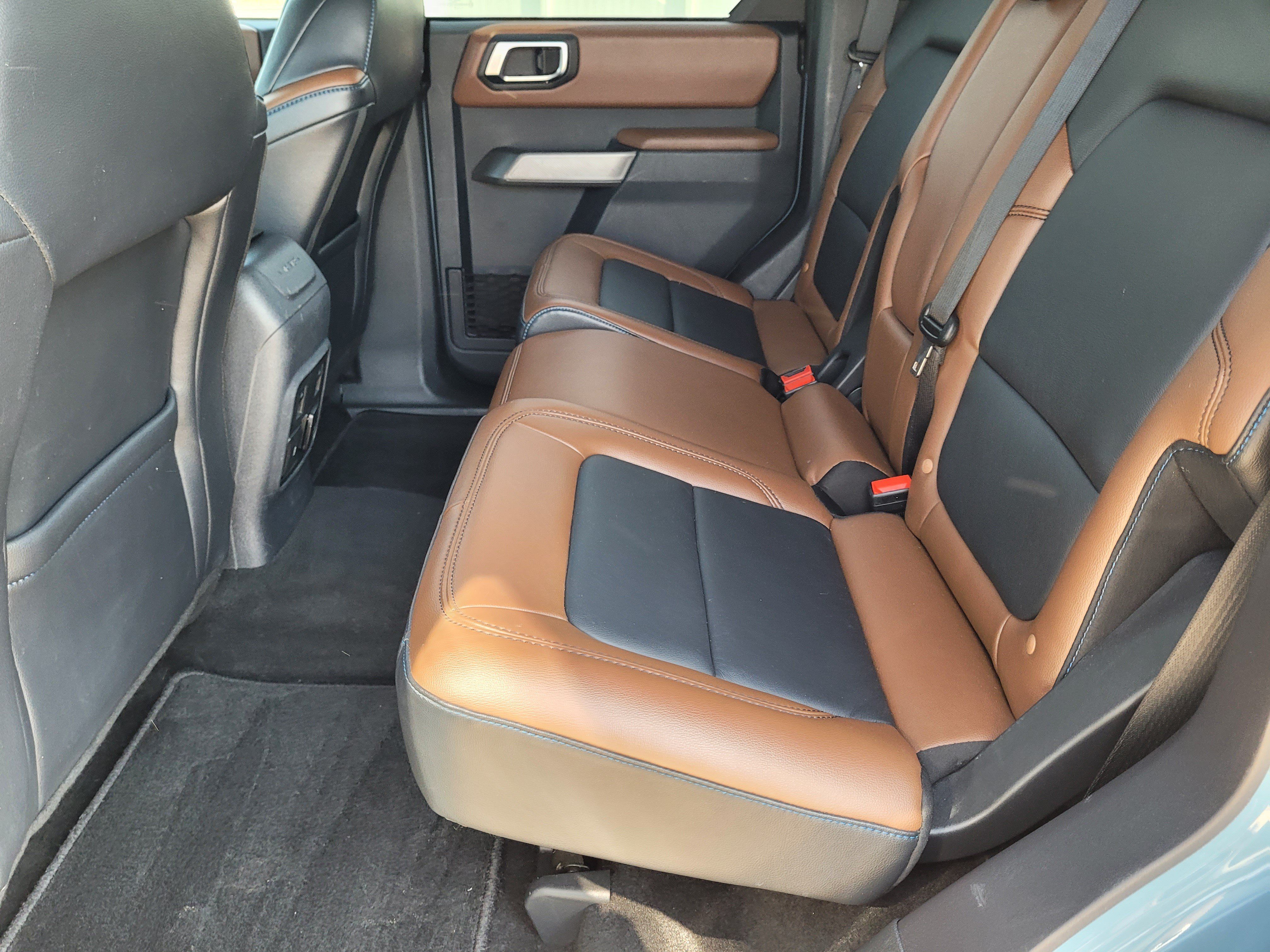 Used 2023 Ford Bronco Outer Banks AWD/4WD image 27