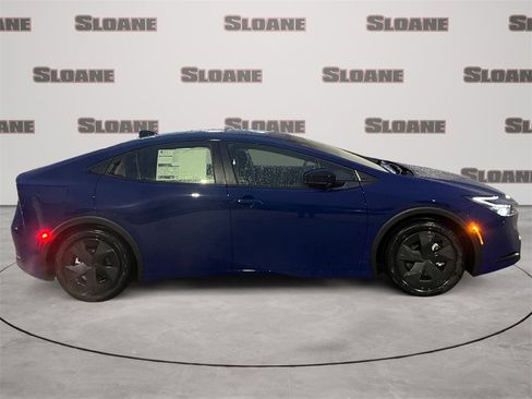 New 2026 Toyota Prius Plug-In Hybrid image 6