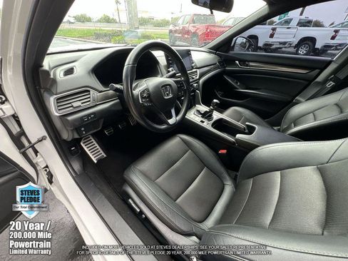 Used 2019 Honda Accord Sport image 14