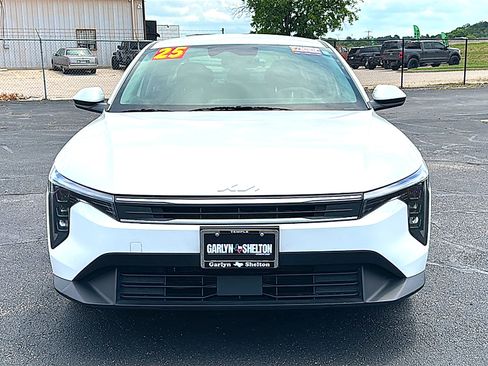 Used 2025 Kia K4 FWD image 11
