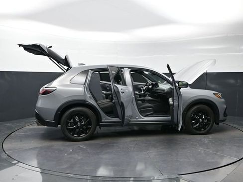 Certified 2025 Honda HR-V Sport image 45