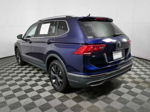 Certified 2023 Volkswagen Tiguan SE w/ Panoramic Sunroof Package FWD image 30