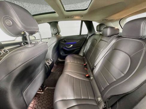 Used 2021 Mercedes-Benz GLC 300 image 30