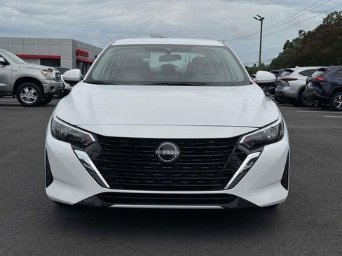 Used 2025 Nissan Sentra SV FWD image 25