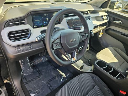 New 2027 Chevrolet Bolt LT FWD image 19