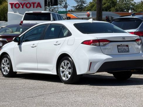 Certified 2025 Toyota Corolla LE w/ Convenience Package FWD image 5