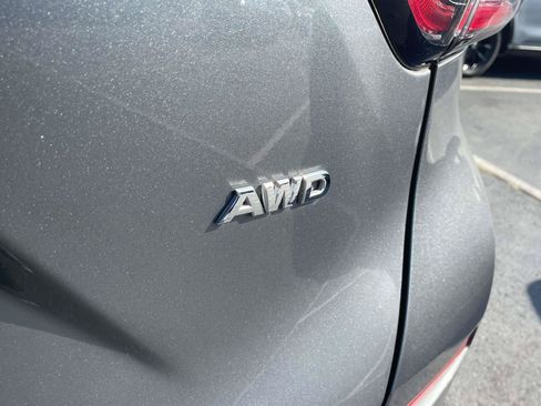Used 2018 Nissan Murano S AWD/4WD image 8