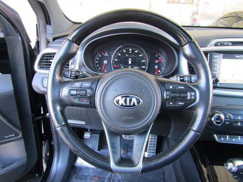 Used 2016 Kia Sorento SX FWD image 14