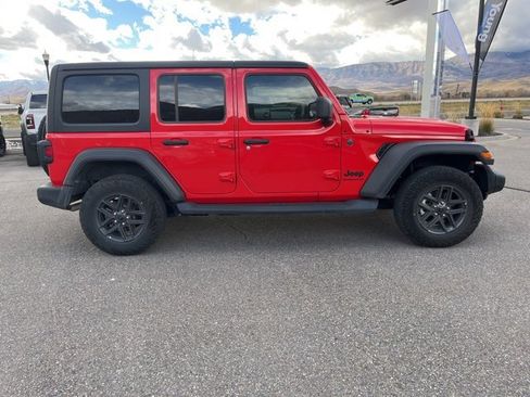 Used 2024 Jeep Wrangler Sport S image 2