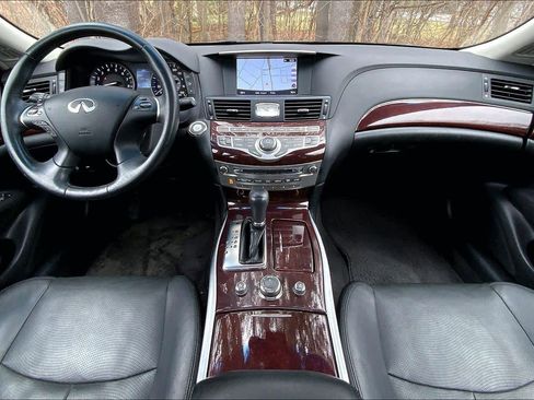 Used 2019 INFINITI Q70 L 3.7 AWD/4WD image 16