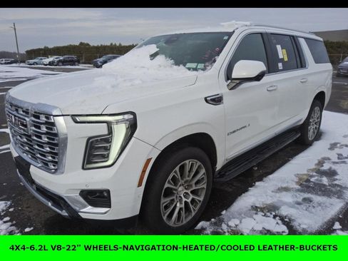 Used 2025 GMC Yukon XL Denali image 1