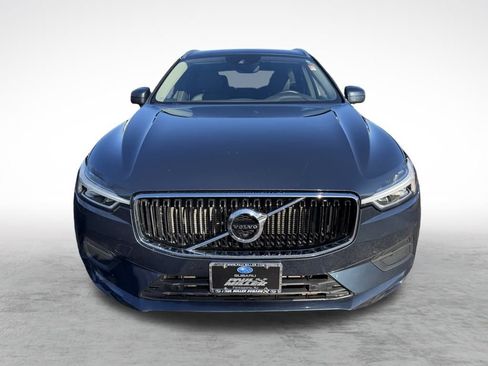 Used 2020 Volvo XC60 T6 Momentum image 2