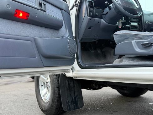 Used 2000 Toyota Tacoma 4x4 Xtracab image 93