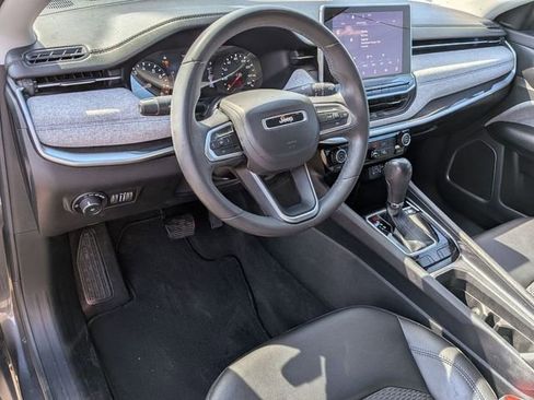 Certified 2022 Jeep Compass Latitude FWD image 11