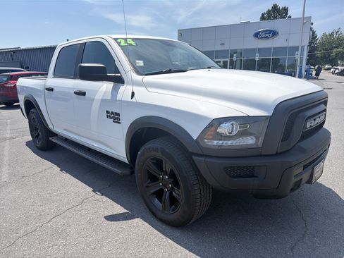 Used 2024 RAM 1500 Warlock AWD/4WD image 1