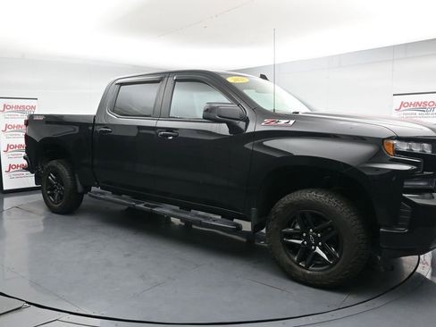 Used 2021 Chevrolet Silverado 1500 LT Trail Boss AWD/4WD image 2