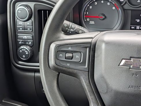 Used 2021 Chevrolet Silverado 1500 Custom Trail Boss AWD/4WD image 21