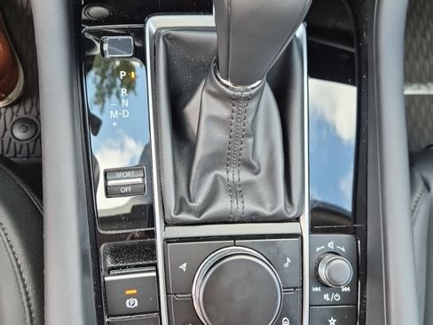 Used 2025 MAZDA MAZDA3 s FWD image 21