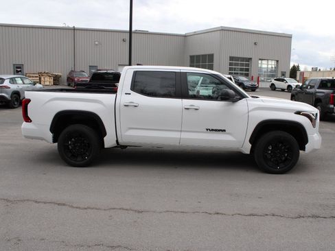New 2026 Toyota Tundra SR5 AWD/4WD image 4