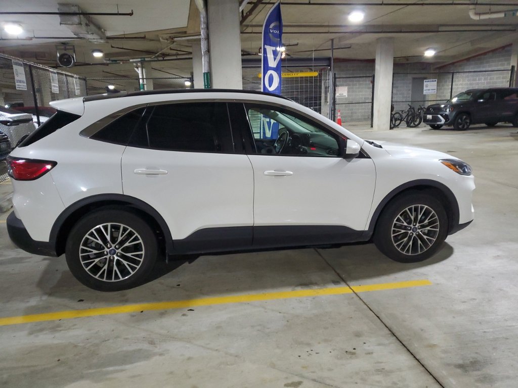 Used 2022 Ford Escape SEL FWD image 8