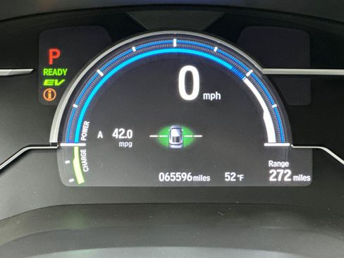 Certified 2019 Honda Clarity Touring image 25