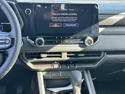 New 2026 Chevrolet Colorado W/T w/ WT Custom Package AWD/4WD image 7