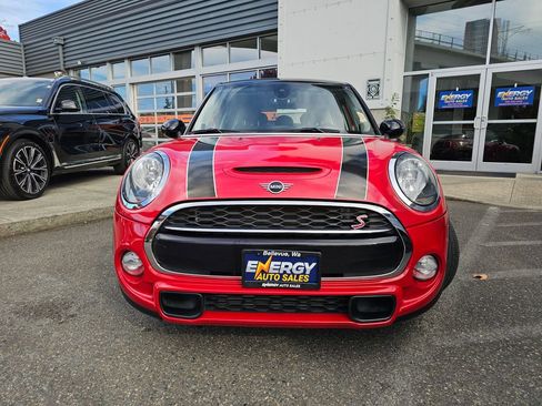 Used 2019 MINI Cooper S w/ Signature Upholstery Package FWD image 3